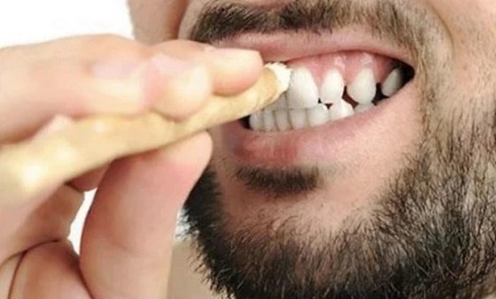 чистить зубы во время поста